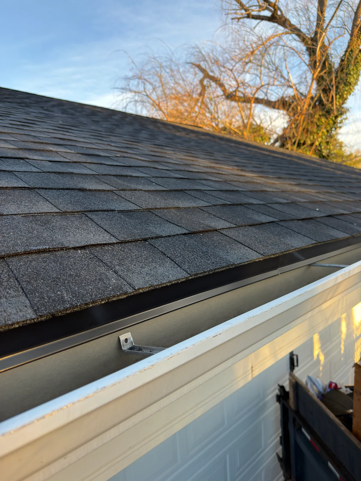 GAF Timberline HDZ Charcoal installed close-up