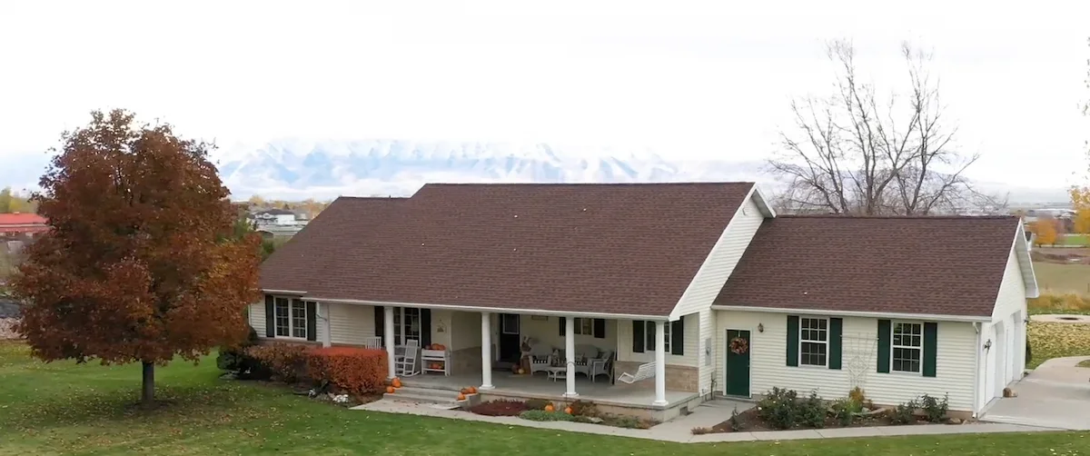 GAF Timberline HDZ Hickory installed on a Utah home